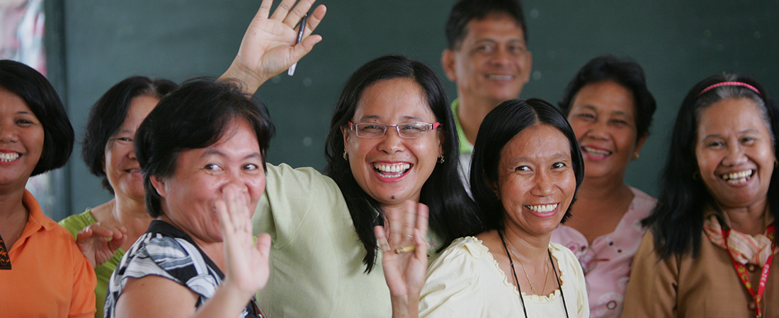 Teachers in the Philippines participate in a literacy training.